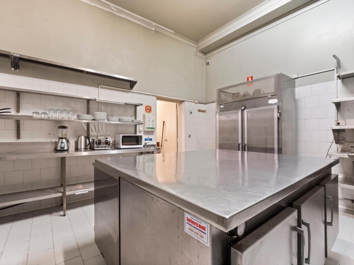 Azzurro Pod Hotel Darling Harbour- Near Icc Сидни Екстериор снимка